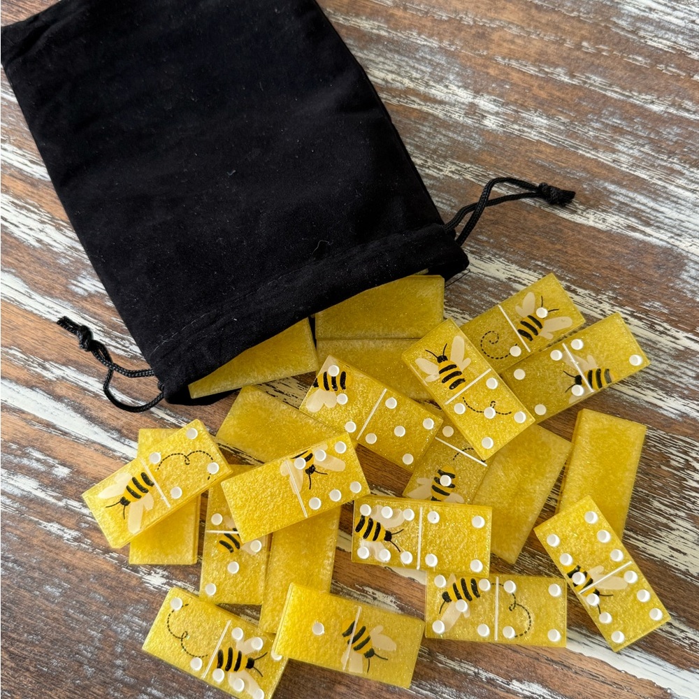 Yellow Bumble Bee Resin Dominoes Game with Velvet Bag 28 pieces Glitter Epoxy